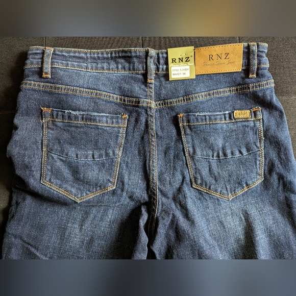 💙 RNZ 💙 Men's Dark Jeans - Straight, Relaxed Fit (have multiple sizes) - Picture 4 of 6